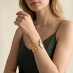 Brățară fixă Athena Gold Model Hand Front