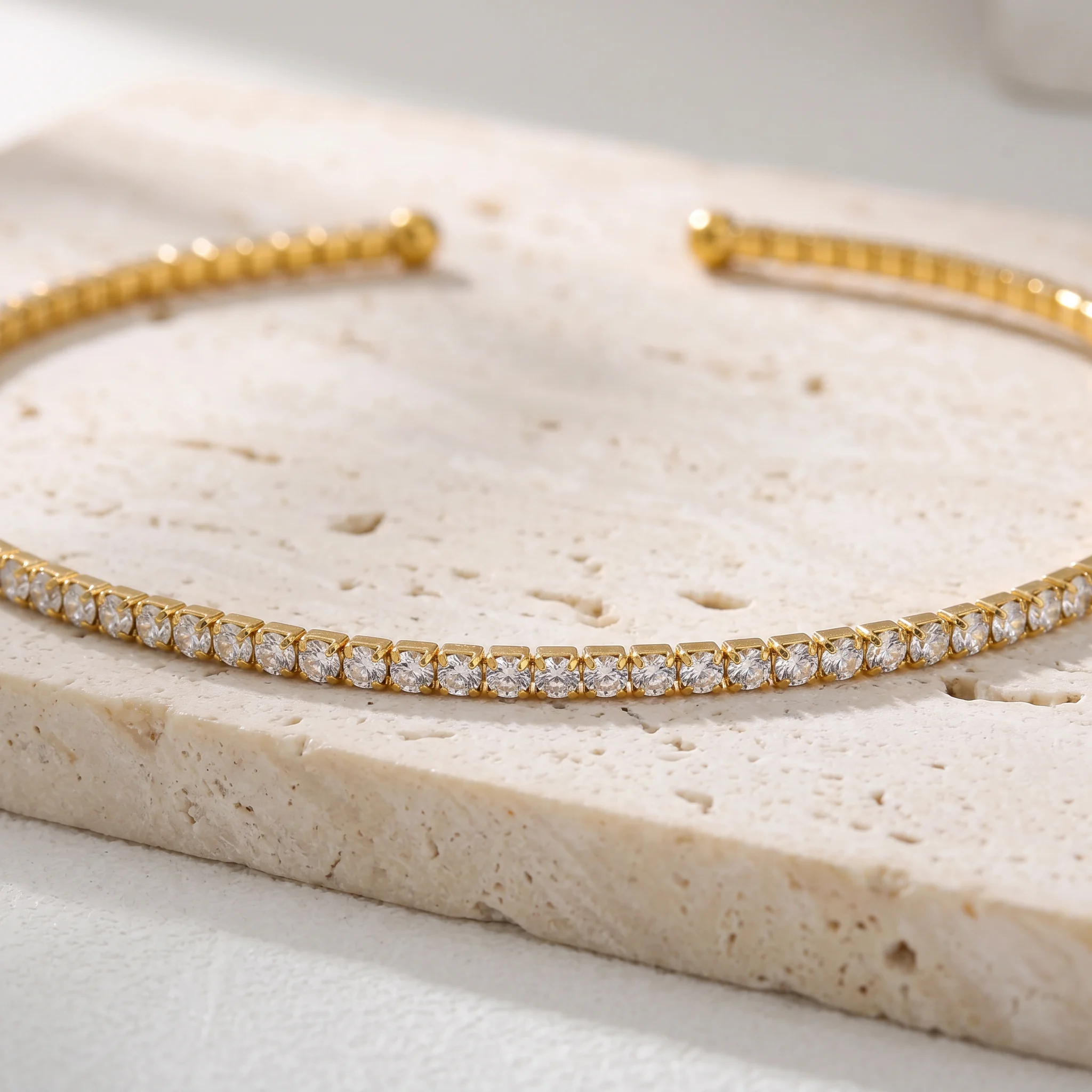 Colier tip Choker Tennis Riviera Gold Product Closeup