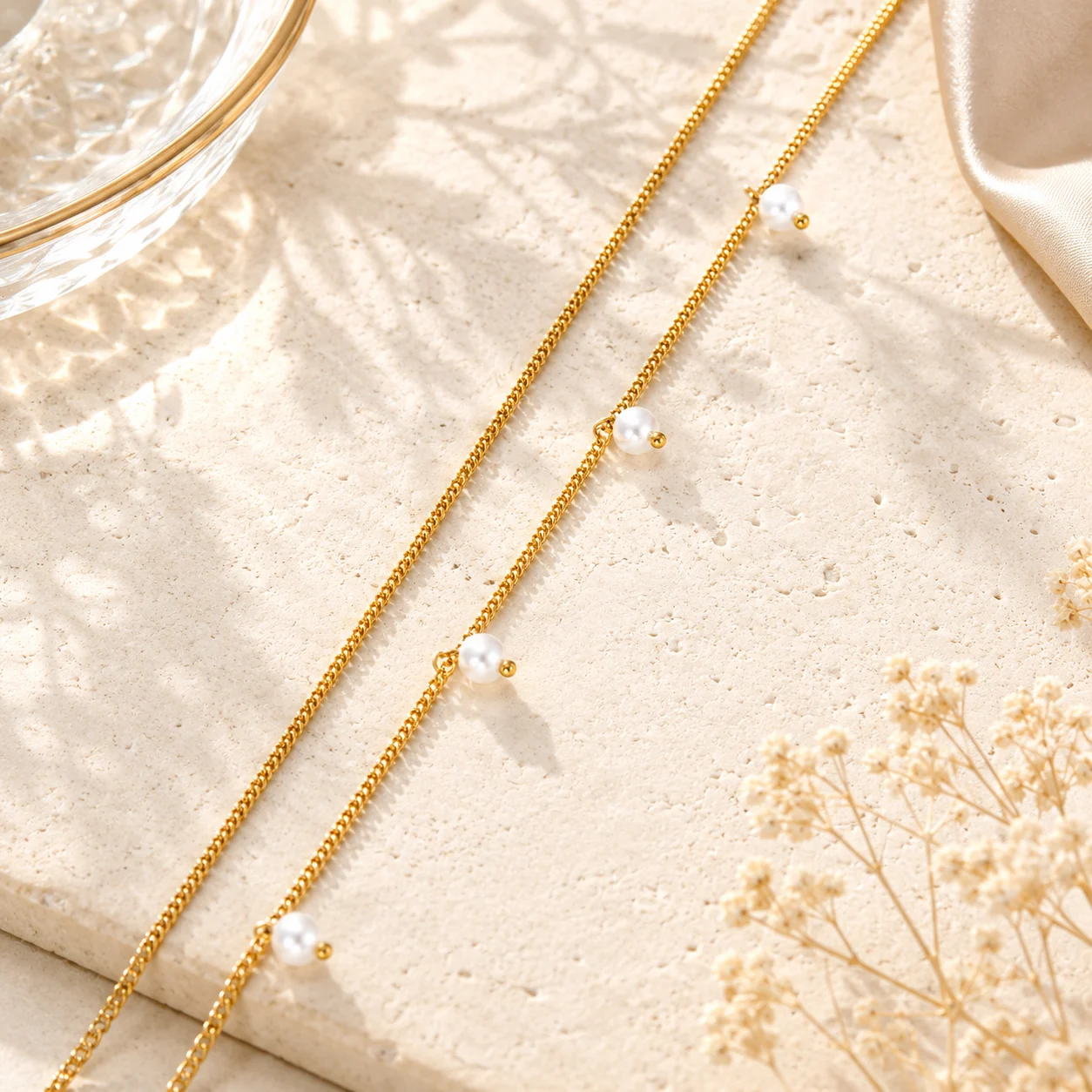 Lant de talie auriu cu stea de mare si perle Stella Marina Gold Detail