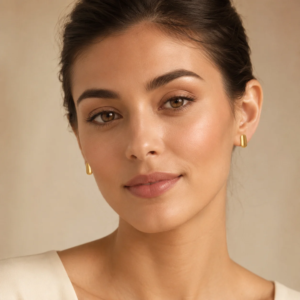 Cercei Forma Mini aur 14k cu fluture