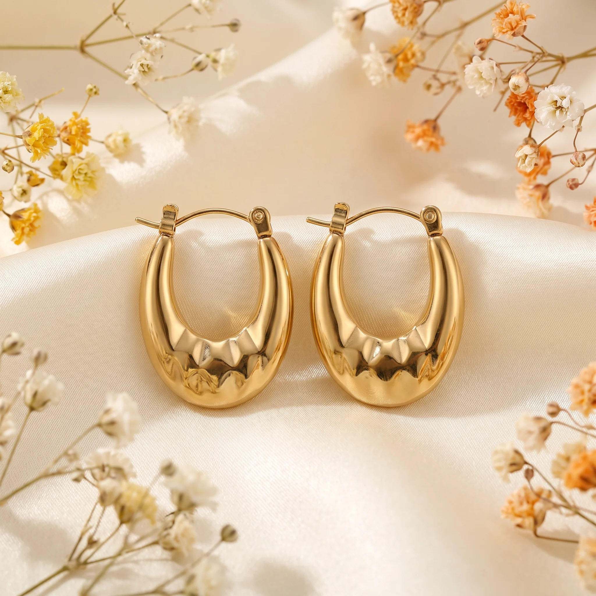 Cercei Goccia Bold auriu 14k forma picatura, vedere suplimentara