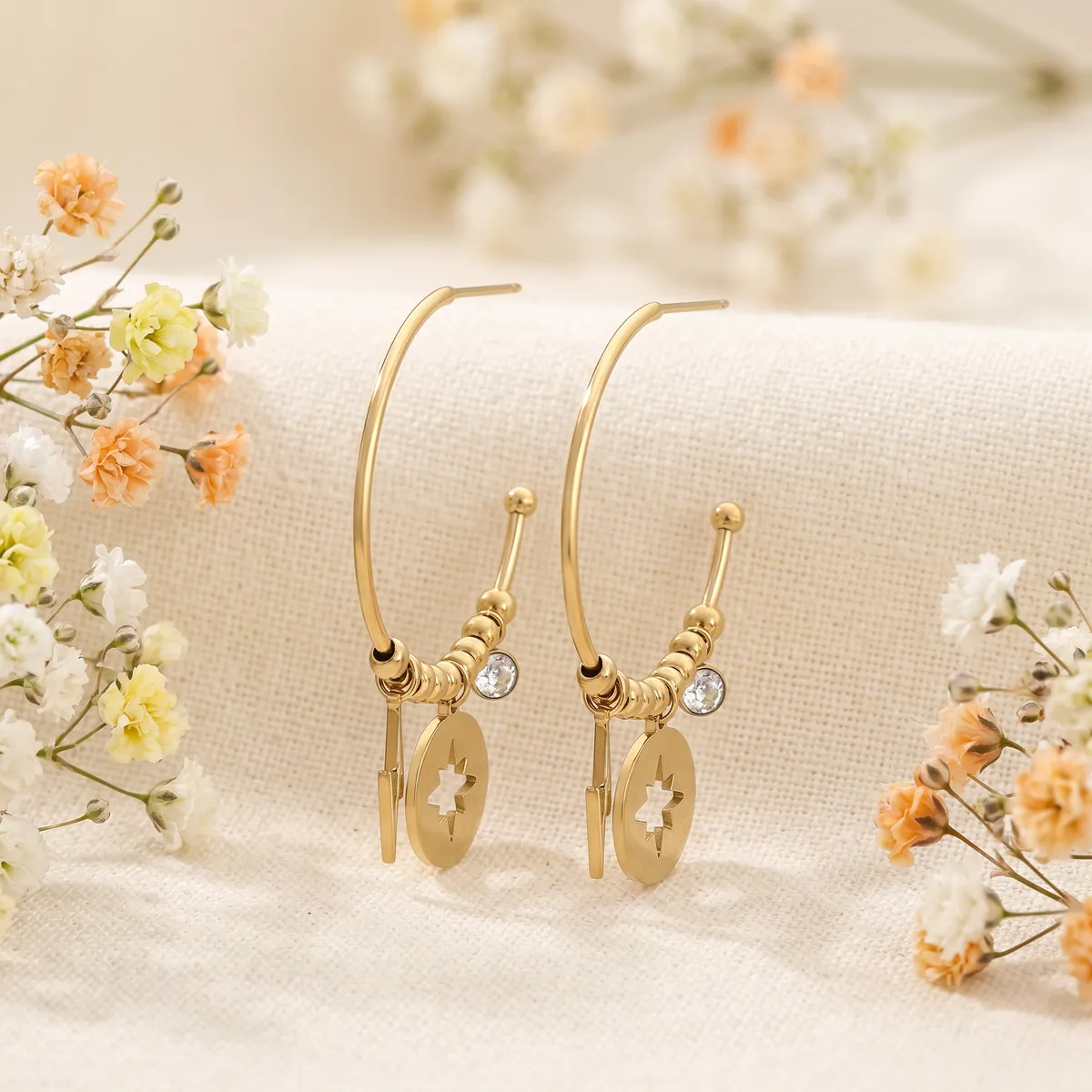 Cercei Stella Charm auriu 14k cu stea si cristal, vedere suplimentara